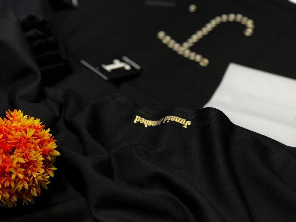 Premium Plain Black Wash & Wear Unstitched Suit for Men – Summer Collection | Khaas Kapra