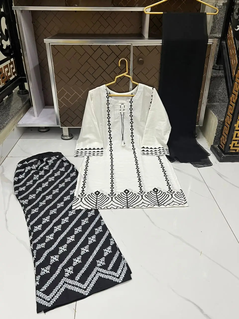 Premium White Cotton Lawn Block Printed 3-Piece Stitched Suit for Women – Stylish Neck Design | Khaas Kapra